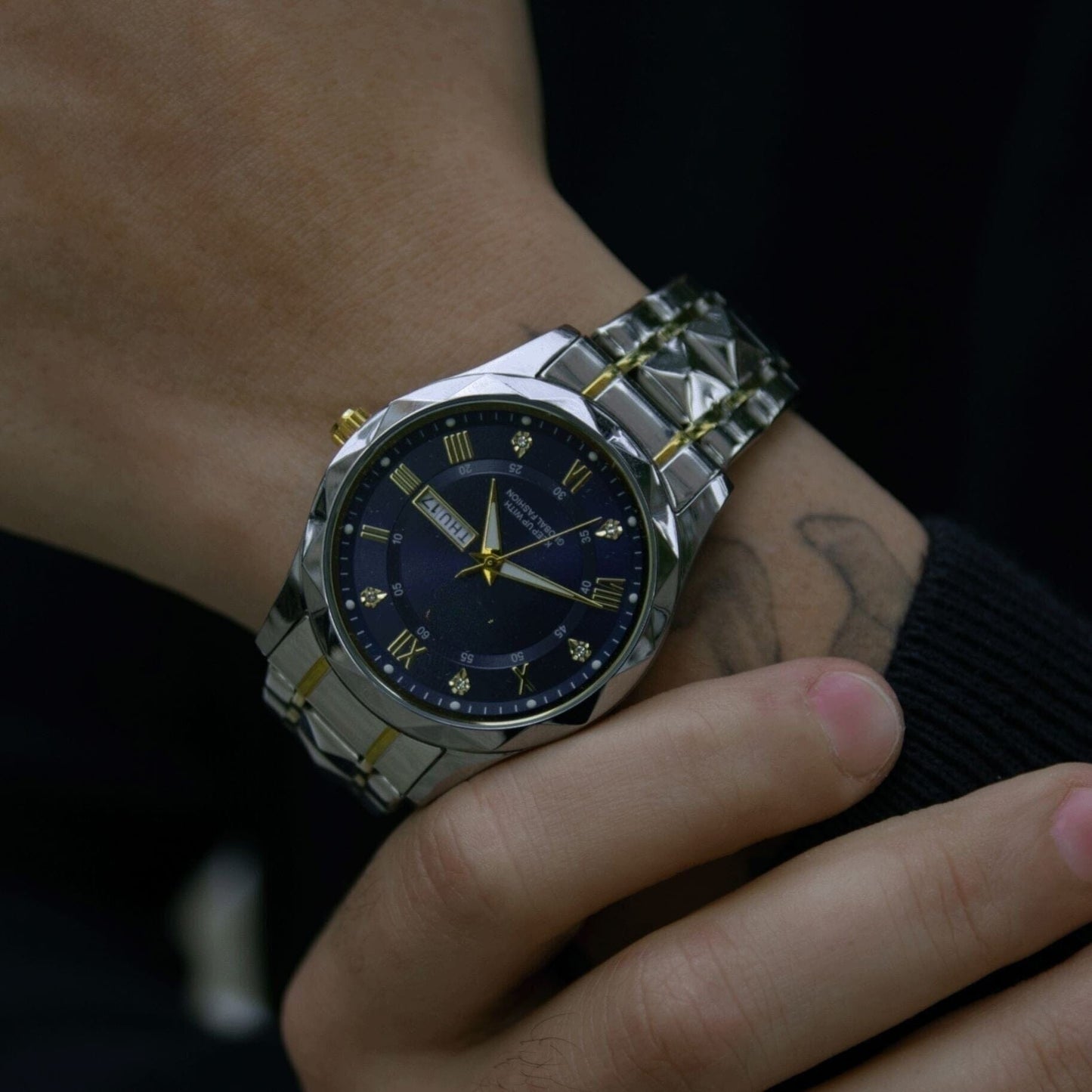 Luminous Steel 40mm Herrenarmbanduhr - Wasserdicht | Edelstahl Vandhlr 